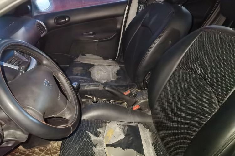 Used Peugeot 207 2011 Sedan 1.4L Manual Yule Edition Left Front Seat