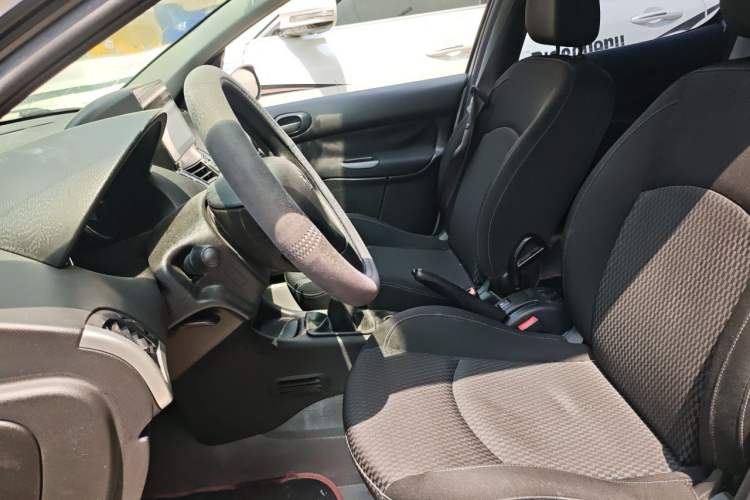 Used Peugeot 207 2011 Sedan 1.4L Manual Yule Edition Left Front Seat