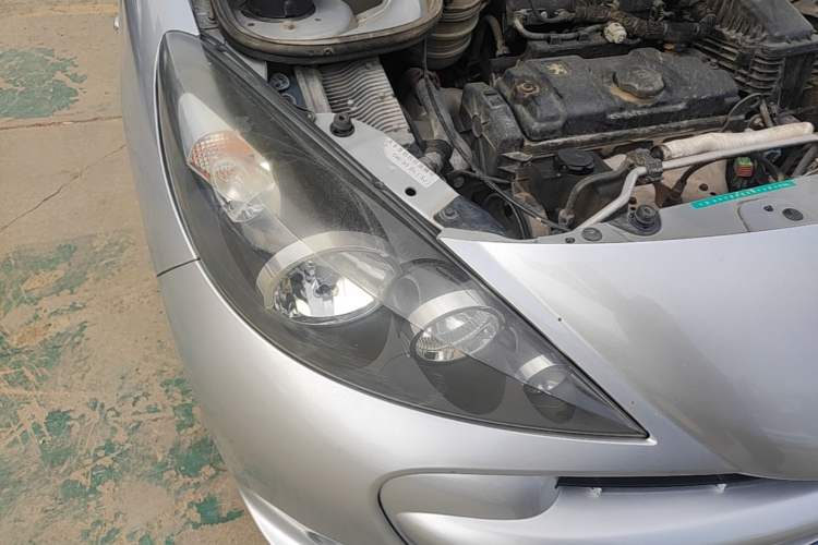 Used Peugeot 207 2011 Sedan 1.4L Manual Yule Edition Right Front Headlight