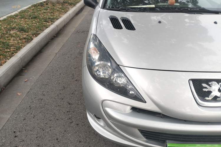 Used Peugeot 207 2011 Hatchback 1.4L Manual Yule Edition Right Front Headlight