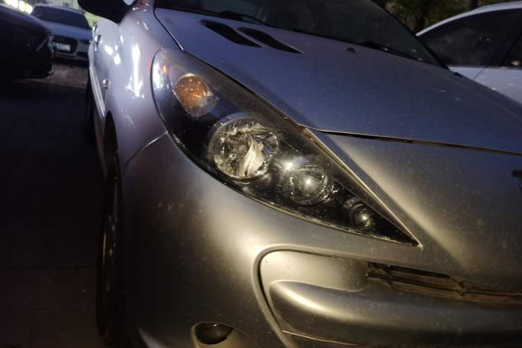 Used Peugeot 207 2011 Sedan 1.4L Manual Yule Edition Right Front Headlight