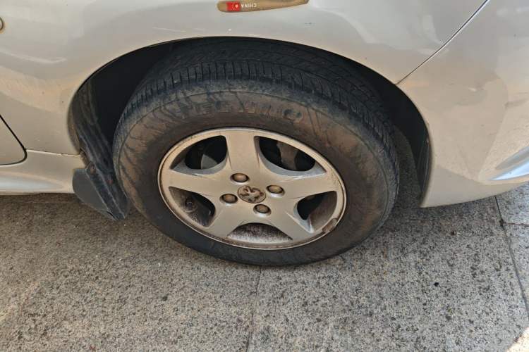 Used Peugeot 207 2011 Sedan 1.4L Manual Yule Edition Right Front Wheel Hub