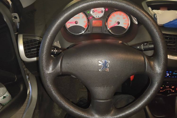 Used Peugeot 207 2011 Sedan 1.4L Manual Yule Edition Steering Wheel