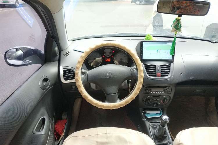 Used Peugeot 207 2011 Hatchback 1.4L Manual Yule Edition Steering Wheel
