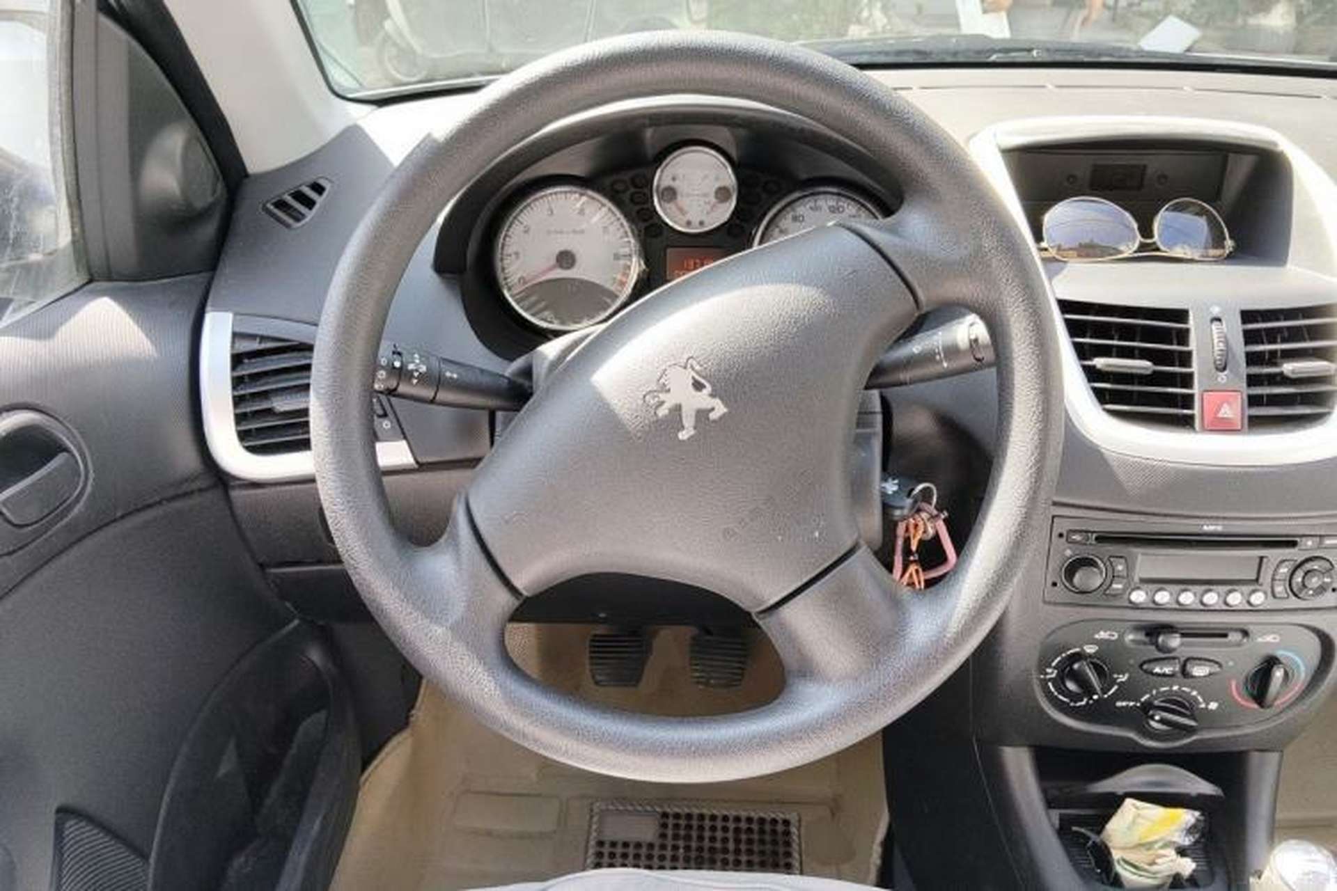 Used Peugeot 207 2011 Sedan 1.4L Manual Yule Edition Steering Wheel