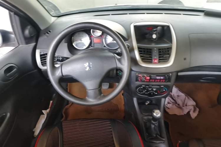 Used Peugeot 207 2011 Hatchback 1.4L Manual Yule Edition Steering Wheel
