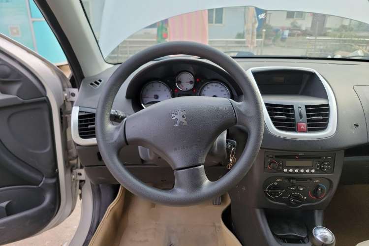 Used Peugeot 207 2011 Hatchback 1.4L Manual Yule Edition Steering Wheel