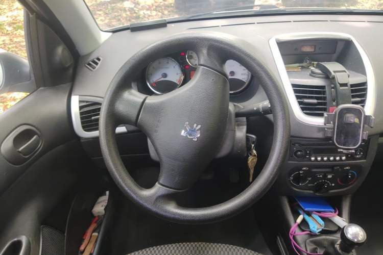 Used Peugeot 207 2011 Hatchback 1.4L Manual Yule Edition Steering Wheel