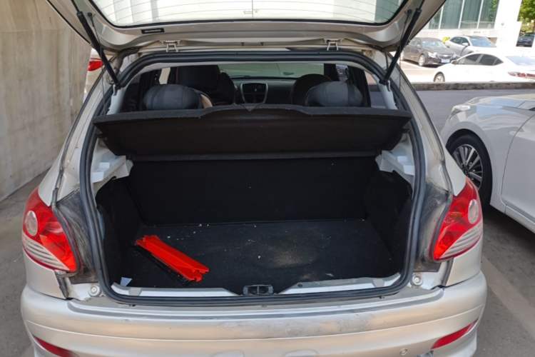 Used Peugeot 207 2011 Hatchback 1.4L Manual Yule Edition Trunk