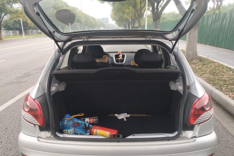 Used Peugeot 207 2011 Hatchback 1.4L Manual Yule Edition Trunk
