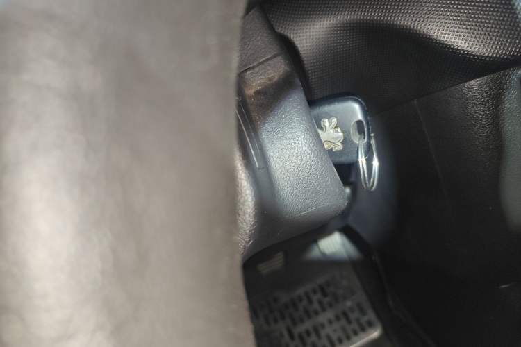 Used Peugeot 207 2011 Hatchback 1.4L Manual Yule Edition Vehicle Key