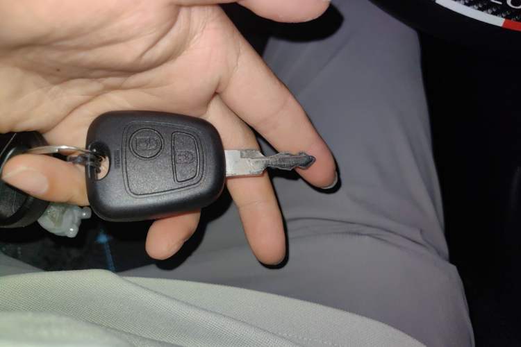 Used Peugeot 207 2011 Hatchback 1.4L Manual Yule Edition Vehicle Key