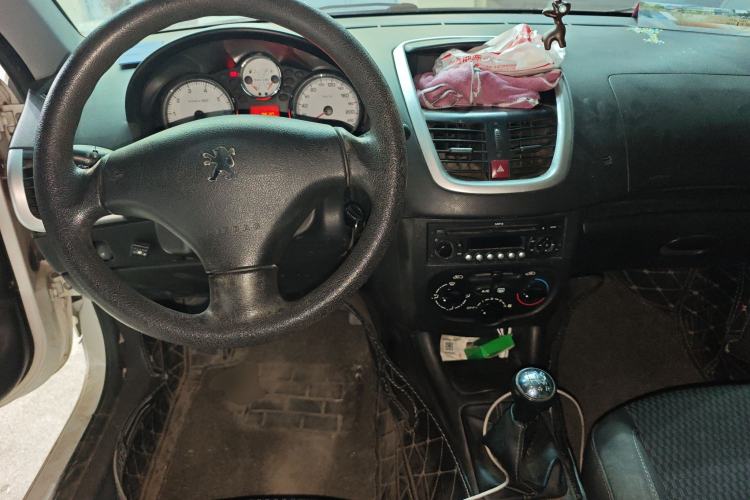 Used Peugeot 207 2011 Sedan 1.4L Manual Yule Edition Center Console