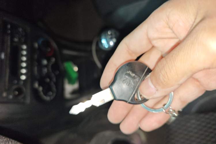Used Peugeot 207 2011 Sedan 1.4L Manual Yule Edition Vehicle Key