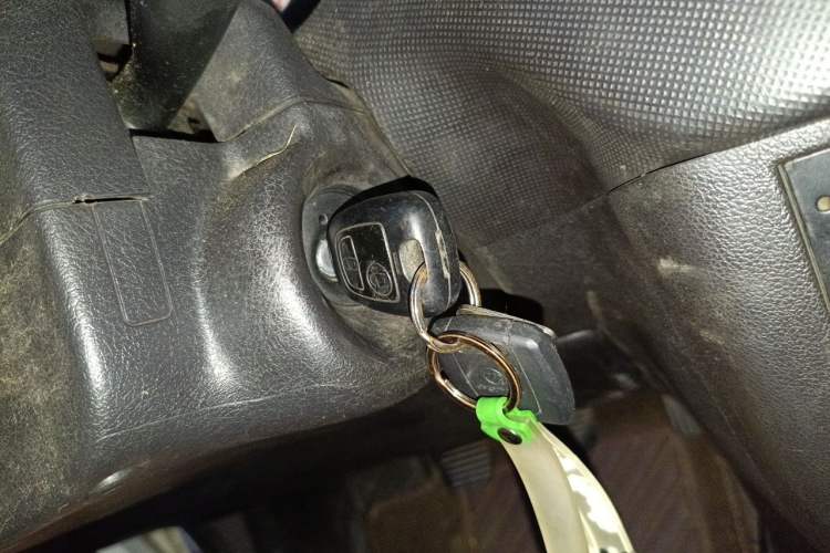 Used Peugeot 207 2011 Sedan 1.4L Manual Yule Edition Vehicle Key