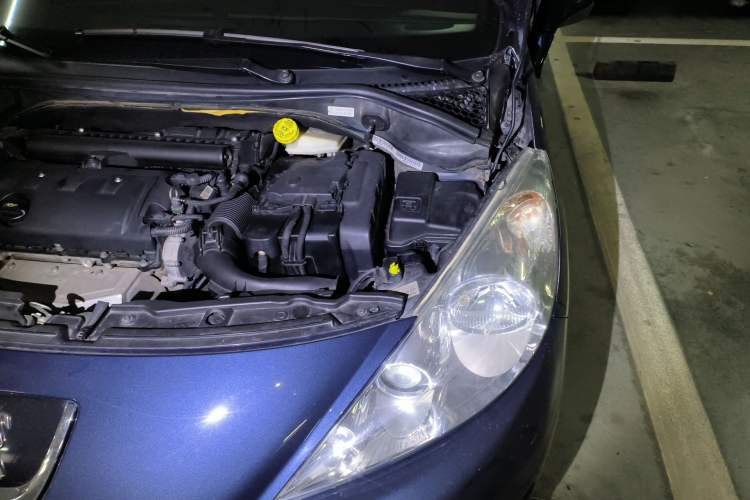 Used Peugeot 207 2013 1.6L CC Automatic Fashion Edition Engine Bay Left
