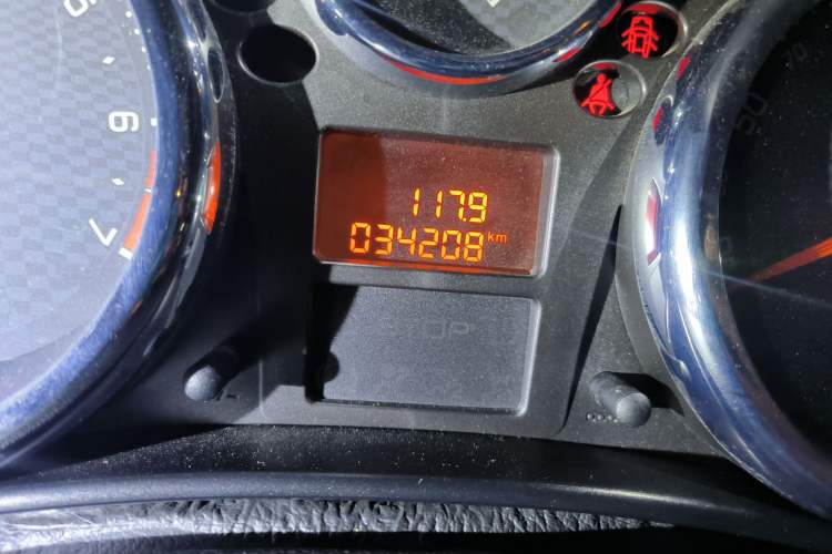 Used Peugeot 207 2013 1.6L CC Automatic Fashion Edition Odometer Close Up