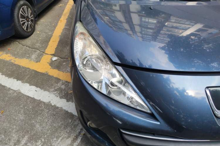 Used Peugeot 207 2013 1.6L CC Automatic Fashion Edition Right Front Headlight