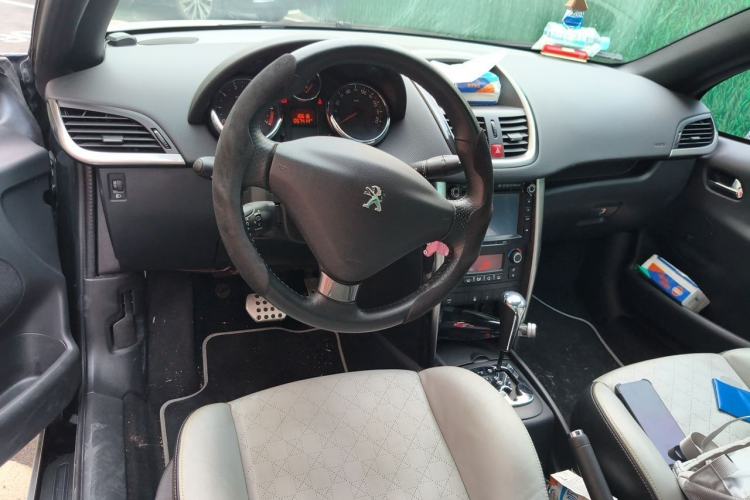 Used Peugeot 207 2013 1.6L CC Automatic Fashion Edition Center Console