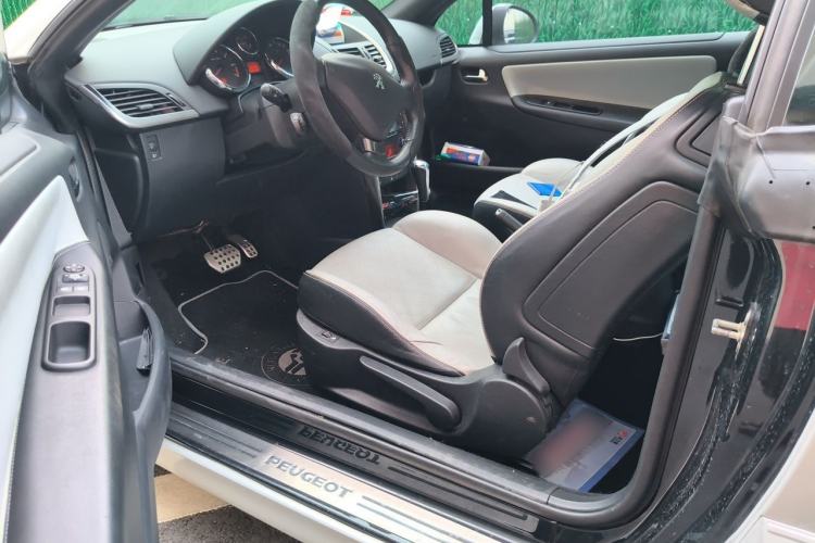 Used Peugeot 207 2013 1.6L CC Automatic Fashion Edition Driver Seat
