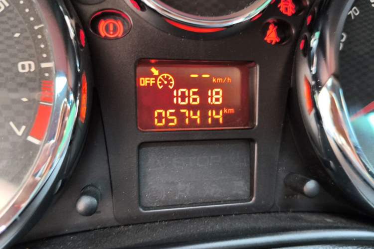 Used Peugeot 207 2013 1.6L CC Automatic Fashion Edition Odometer Close Up