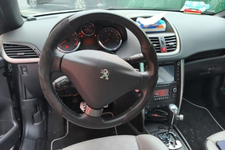 Used Peugeot 207 2013 1.6L CC Automatic Fashion Edition Steering Wheel