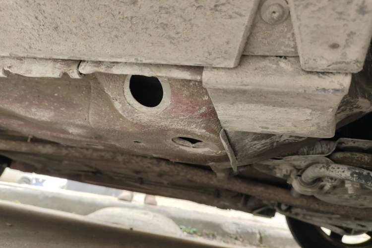 Used Peugeot 207 2013 CROSS 1.4L Manual Yule Model Chassis Front Right