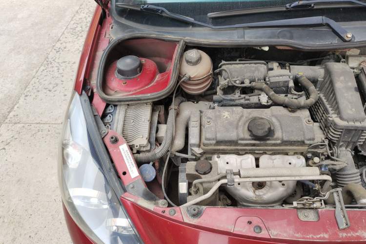 Used Peugeot 207 2013 CROSS 1.4L Manual Yule Model Engine Bay Right