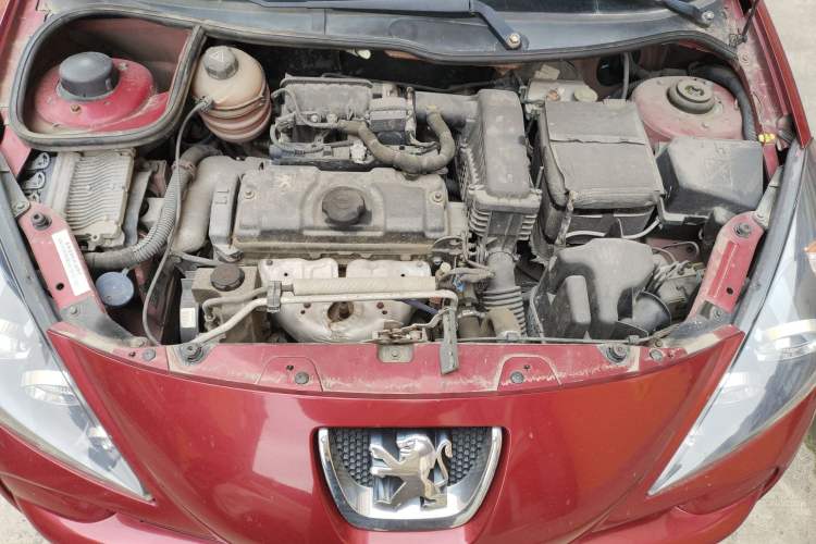 Used Peugeot 207 2013 CROSS 1.4L Manual Yule Model Engine Bay