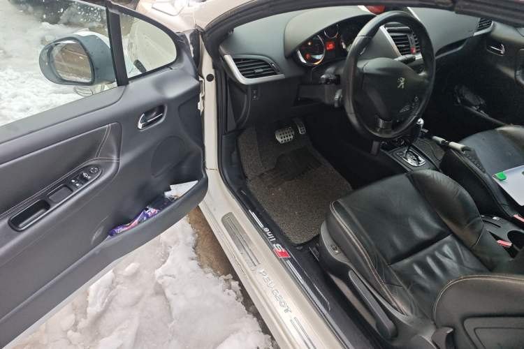 Used Peugeot 207 2013 1.6L CC Automatic Fashion Edition Driver Seat