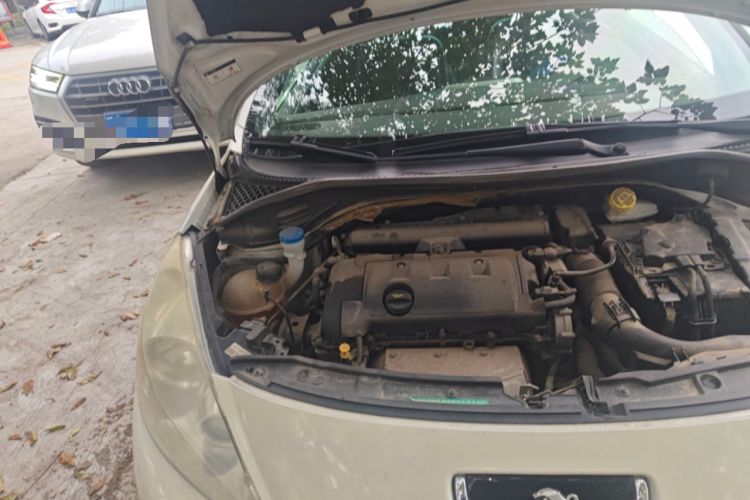 Used Peugeot 207 2013 1.6L CC Automatic Fashion Edition Engine Bay Right