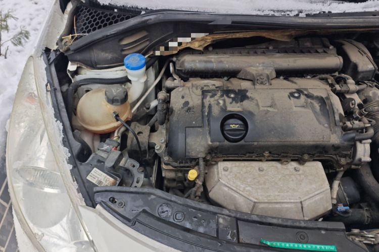 Used Peugeot 207 2013 1.6L CC Automatic Fashion Edition Engine Bay Right