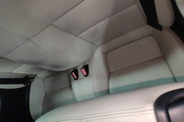 Used Peugeot 207 2013 1.6L CC Automatic Fashion Edition Interior 4