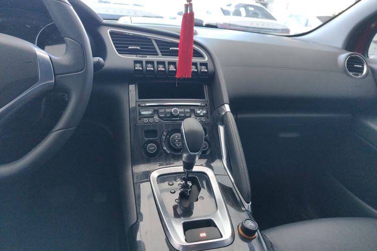 Used Peugeot 3008 2013 1.6THP Automatic Prestige Edition Audio And AC Panel