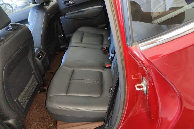 Used Peugeot 3008 2013 1.6THP Automatic Prestige Edition Interior 1