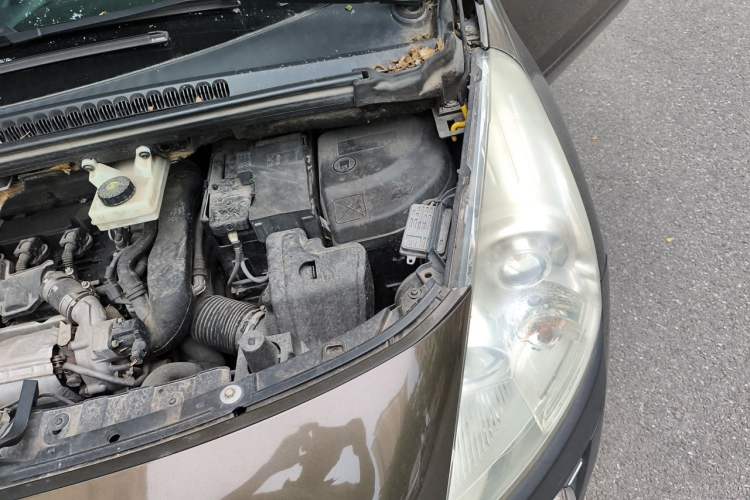 Used Peugeot 3008 2011 1.6T Fashion Edition Engine Bay Left