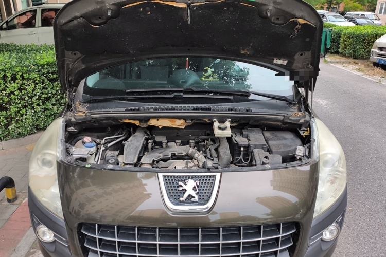 Used Peugeot 3008 2011 1.6T Fashion Edition Engine Bay