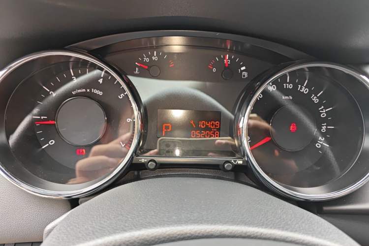 Used Peugeot 3008 2011 1.6T Luxury Model Instrument Cluster