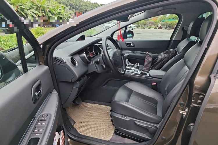 Used Peugeot 3008 2011 1.6T Luxury Model Left Front Seat