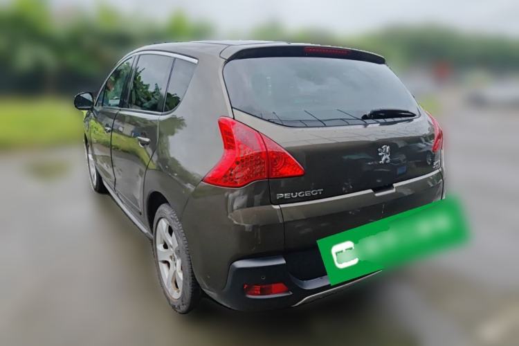 Used Peugeot 3008 2011 1.6T Luxury Model Rear Left 45 Deg