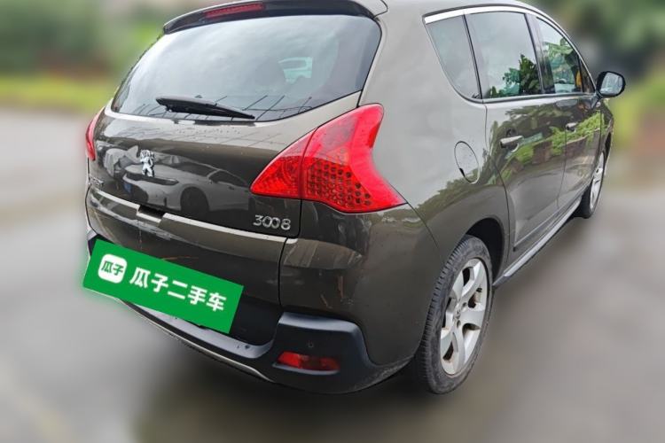 Used Peugeot 3008 2011 1.6T Luxury Model Rear Right 45 Deg