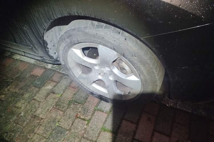Used Peugeot 3008 2011 1.6T Luxury Model Right Front Wheel Hub