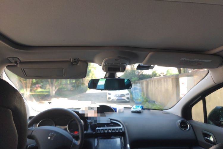 Used Peugeot 3008 2011 1.6T Luxury Model Headliner