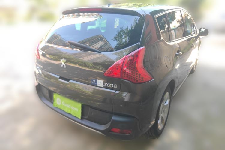 Used Peugeot 3008 2011 1.6T Luxury Model Rear Right 45 Deg