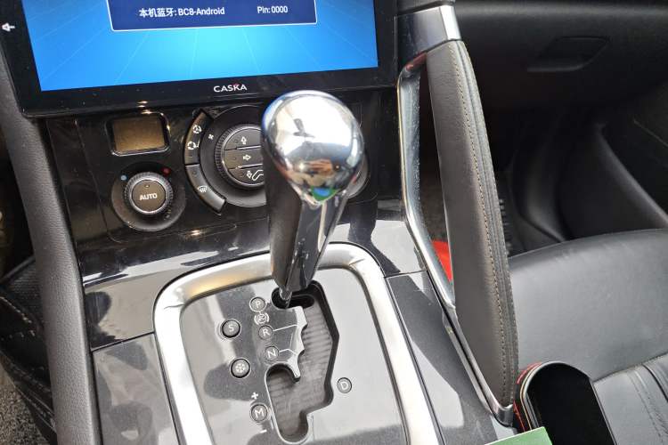 Used Peugeot 3008 2011 1.6T Luxury Model Gear Lever