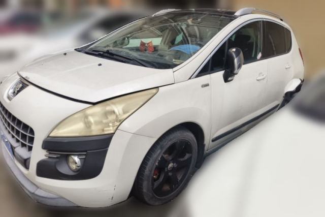 Używany Peugeot 3008 Peugeot 3008, 2011 Fashion Model, 1.6T Automatic, 5 Seats, Gasoline, Imported