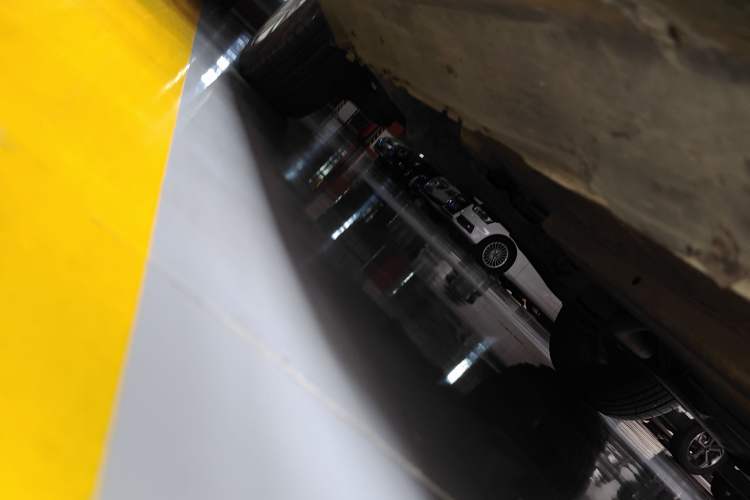 Used Peugeot 3008 2013 2.0L Automatic Trend Edition Chassis Front Right