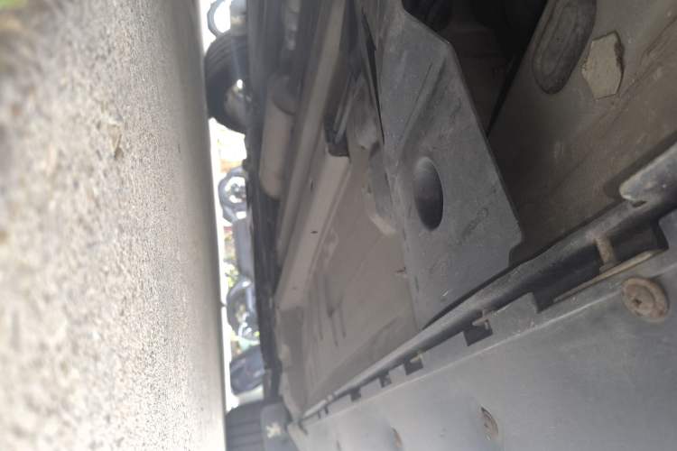 Used Peugeot 3008 2013 2.0L Automatic Trend Edition Chassis Rear Right