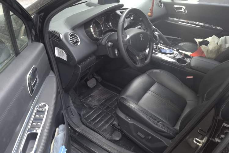 Used Peugeot 3008 2013 2.0L Automatic Trend Edition Driver Seat