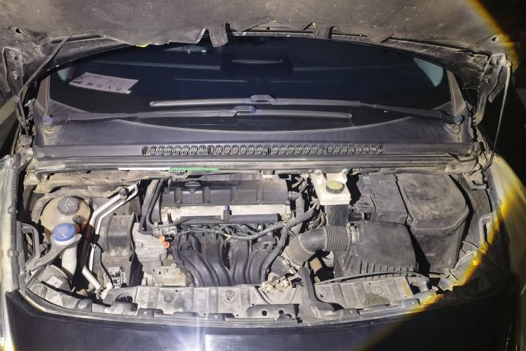 Used Peugeot 3008 2013 2.0L Automatic Trend Edition Engine Bay